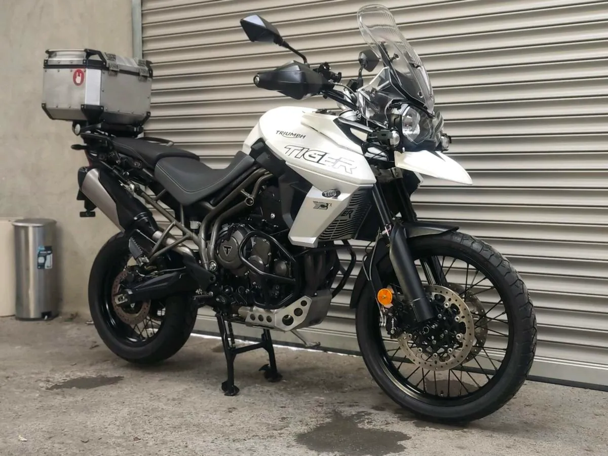 Triumph Tiger 800 XCX Mint Low Mileage - Image 1