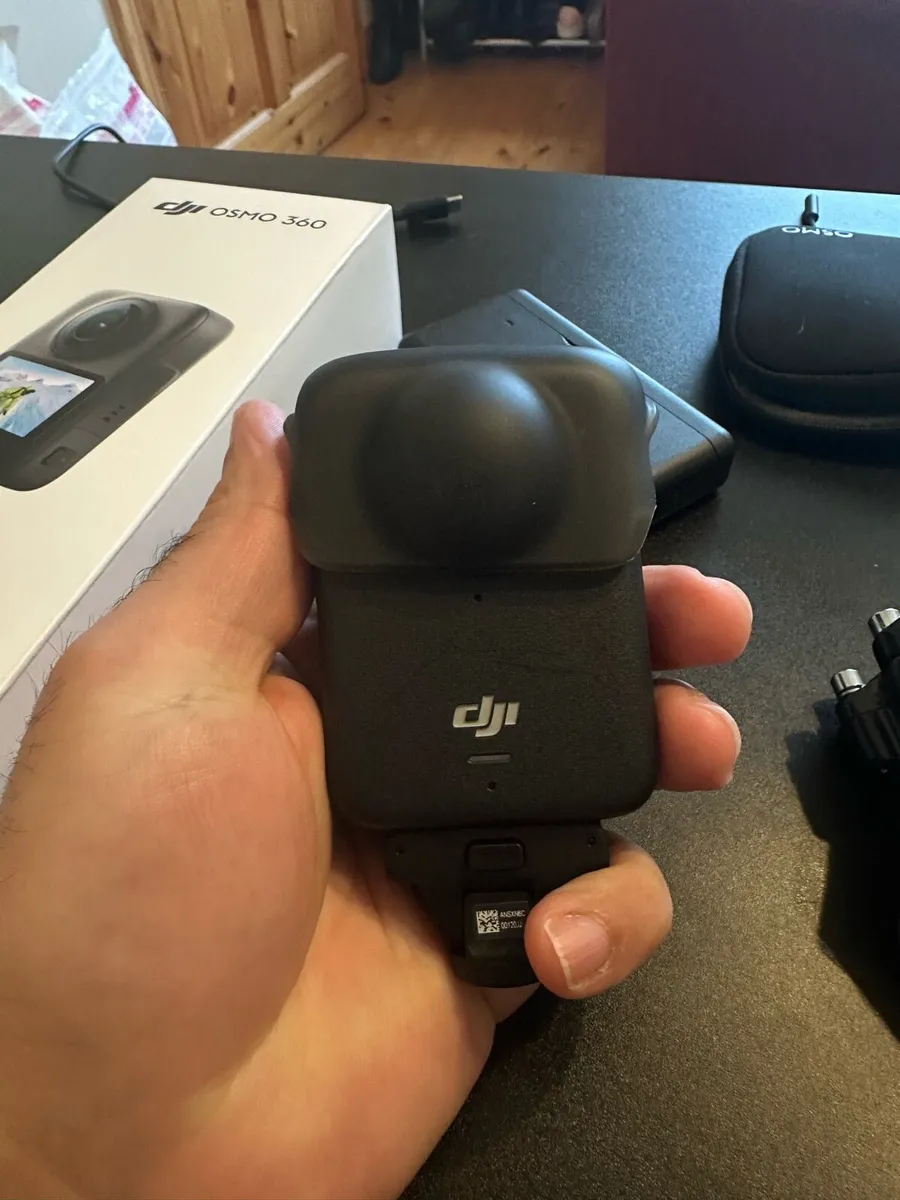DJI Osmo 360 Adventure Combo - Image 4