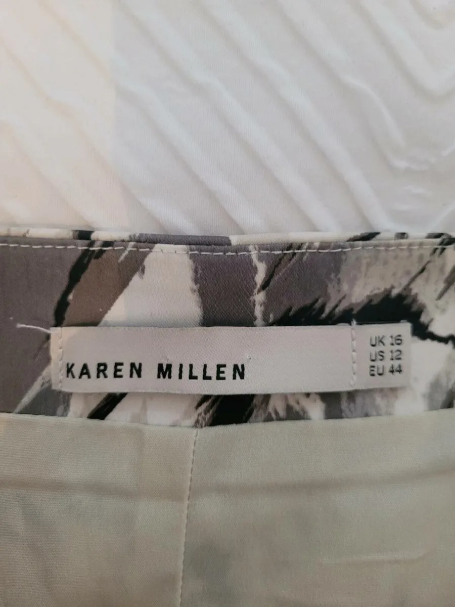 Karen millen dress worn once cleaned - Image 3