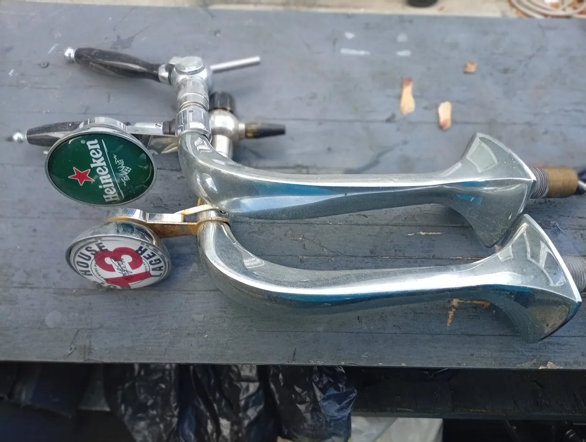 Bar taps