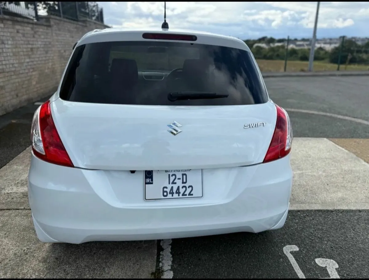 Suzuki Swift 2012 Automatic - Image 2