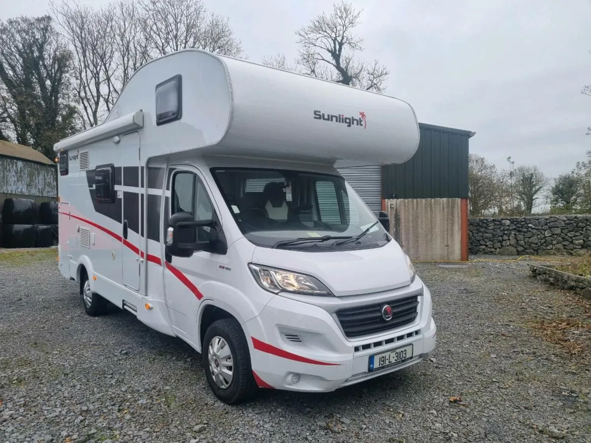 Sunlight A68 6 Berth - Image 1