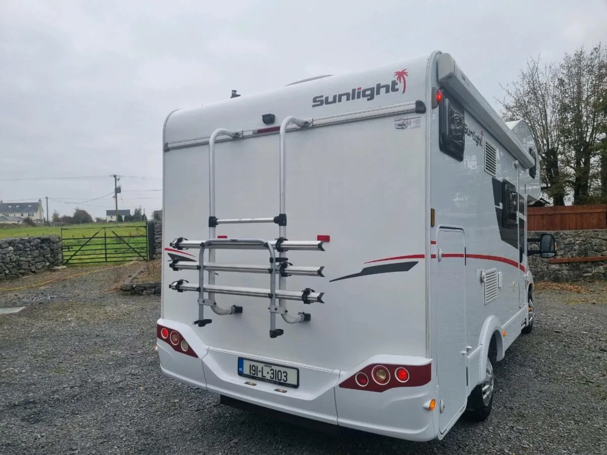 Sunlight A68 6 Berth - Image 3