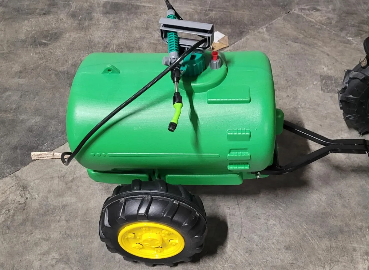 Electric tractor & tanker - Image 4