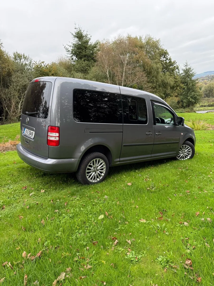 Volkswagen Caddy Maxi Life 2015 - Image 4