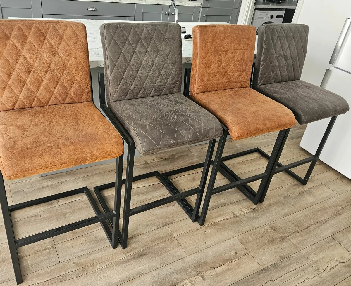 Bar stool - Image 4