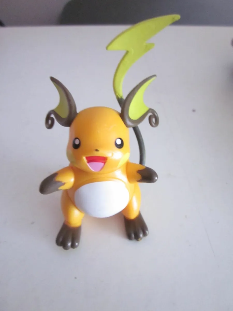 Pokermon Raichu Battle  Figure - Image 1