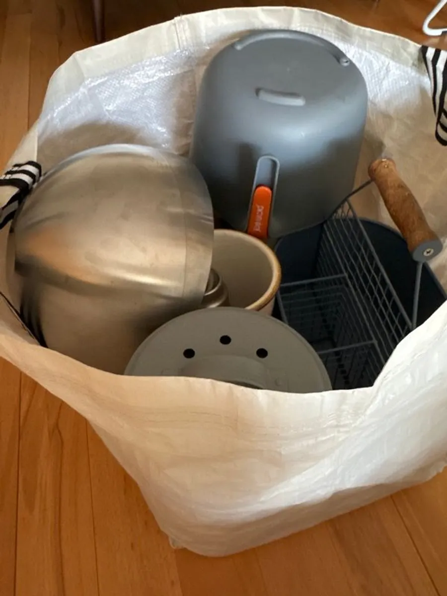 Kitchen Ware - Image 1