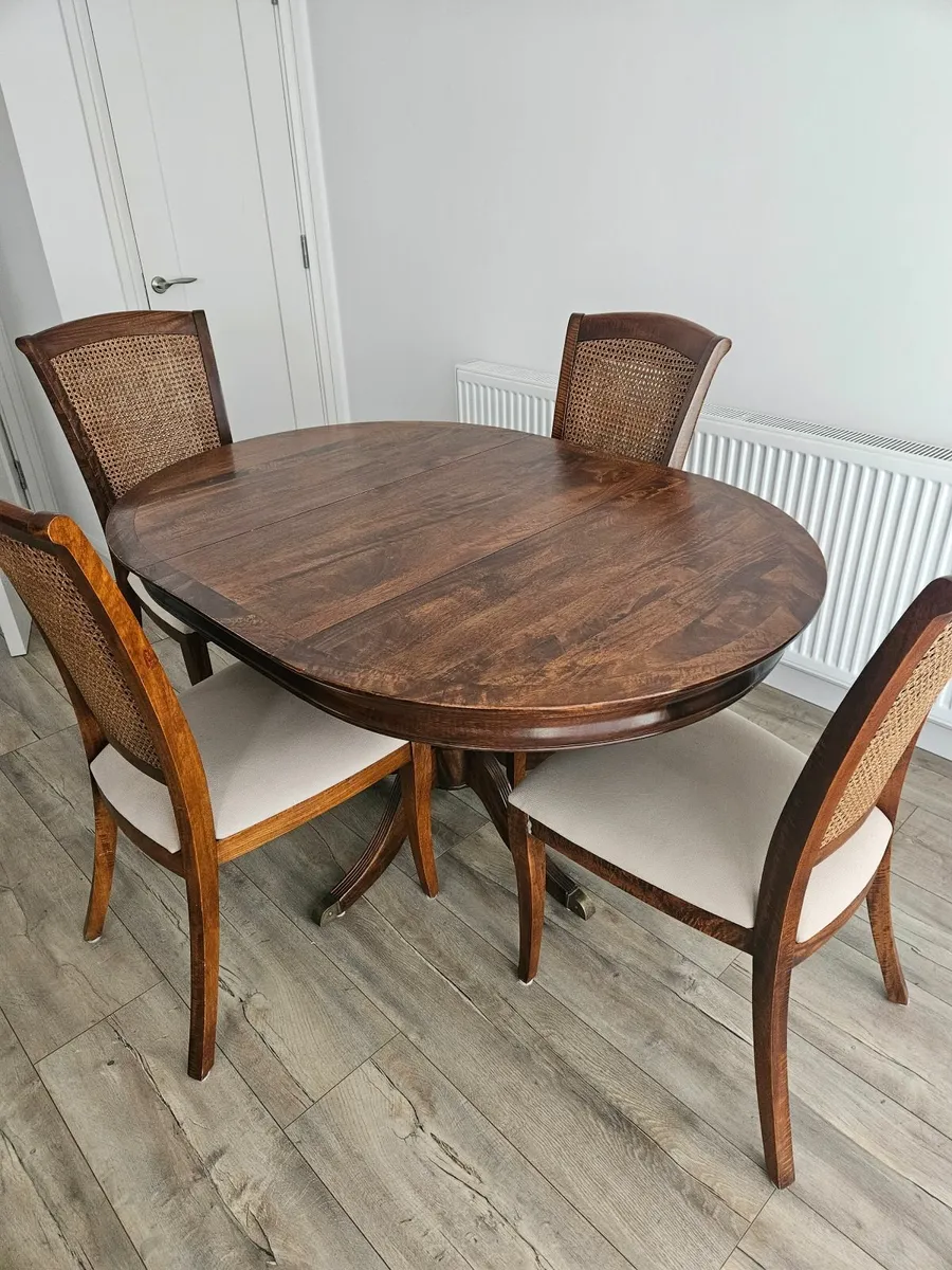 Kitchen Table - Image 3