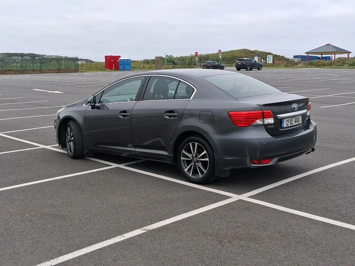 Toyota avensis - Image 3