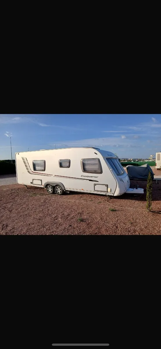 Caravan - Image 2
