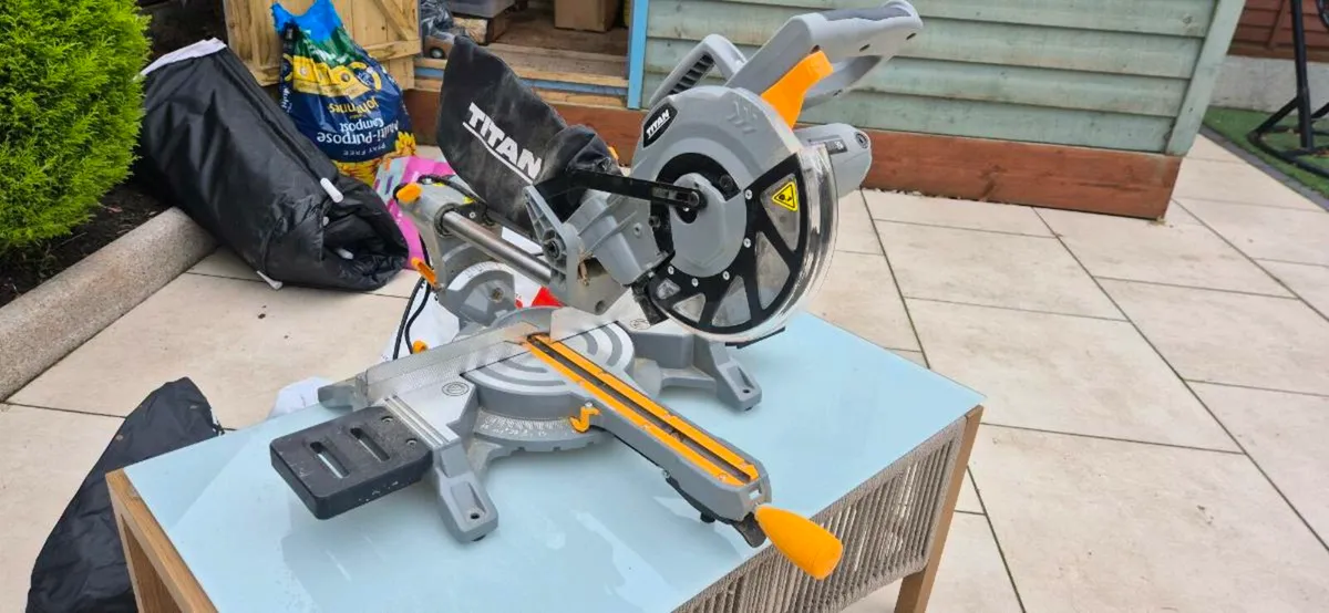 Titan TTB794MSW 210mm Electric Single-Bevel Slidin - Image 1