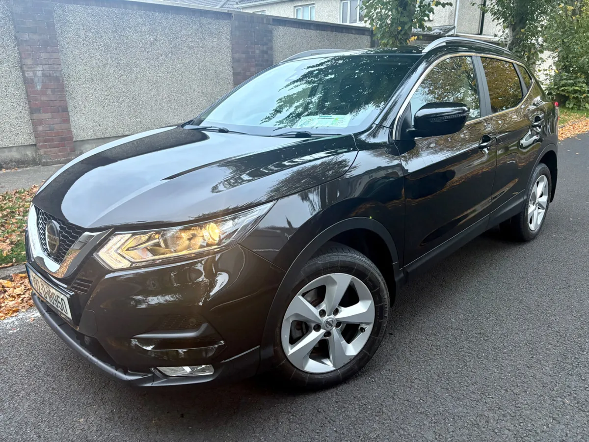 Nissan Qashqai 2019 1.3 Petrol SV Pan Roof - Image 3