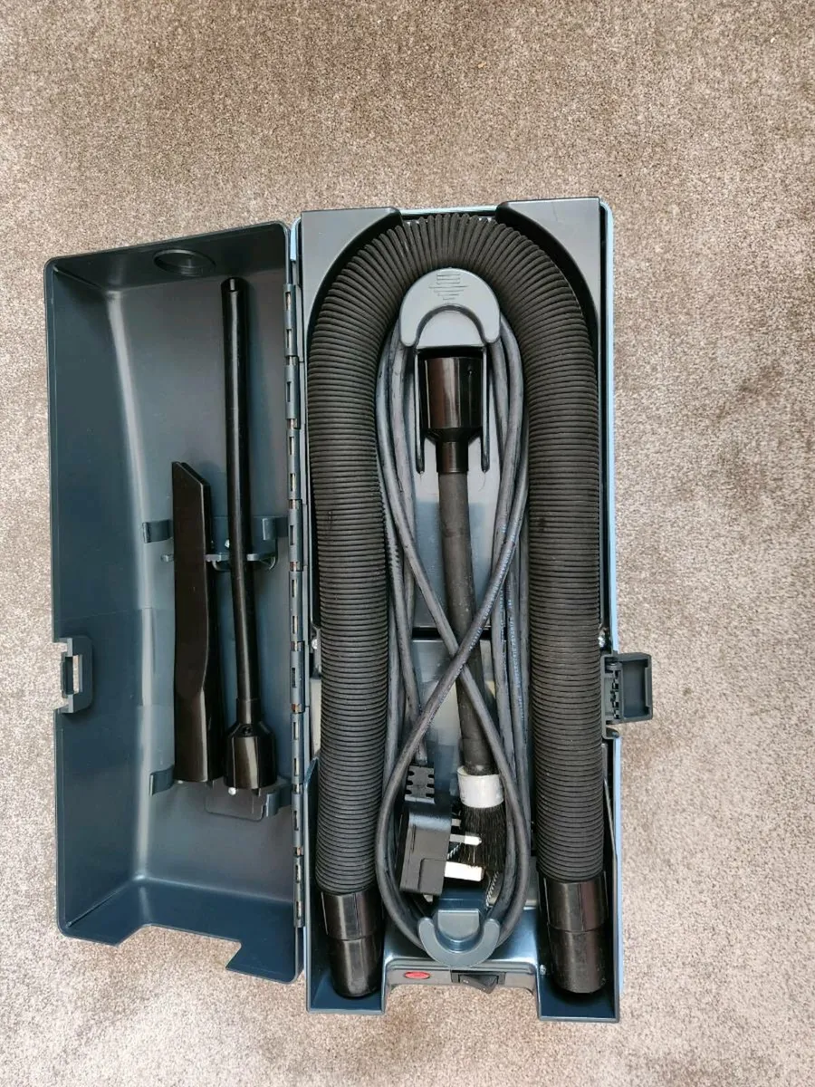 Vacuum cleaner - Image 3