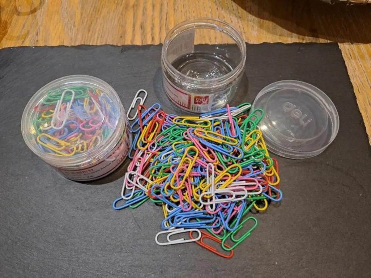 160 coloured Paper clips - Image 2