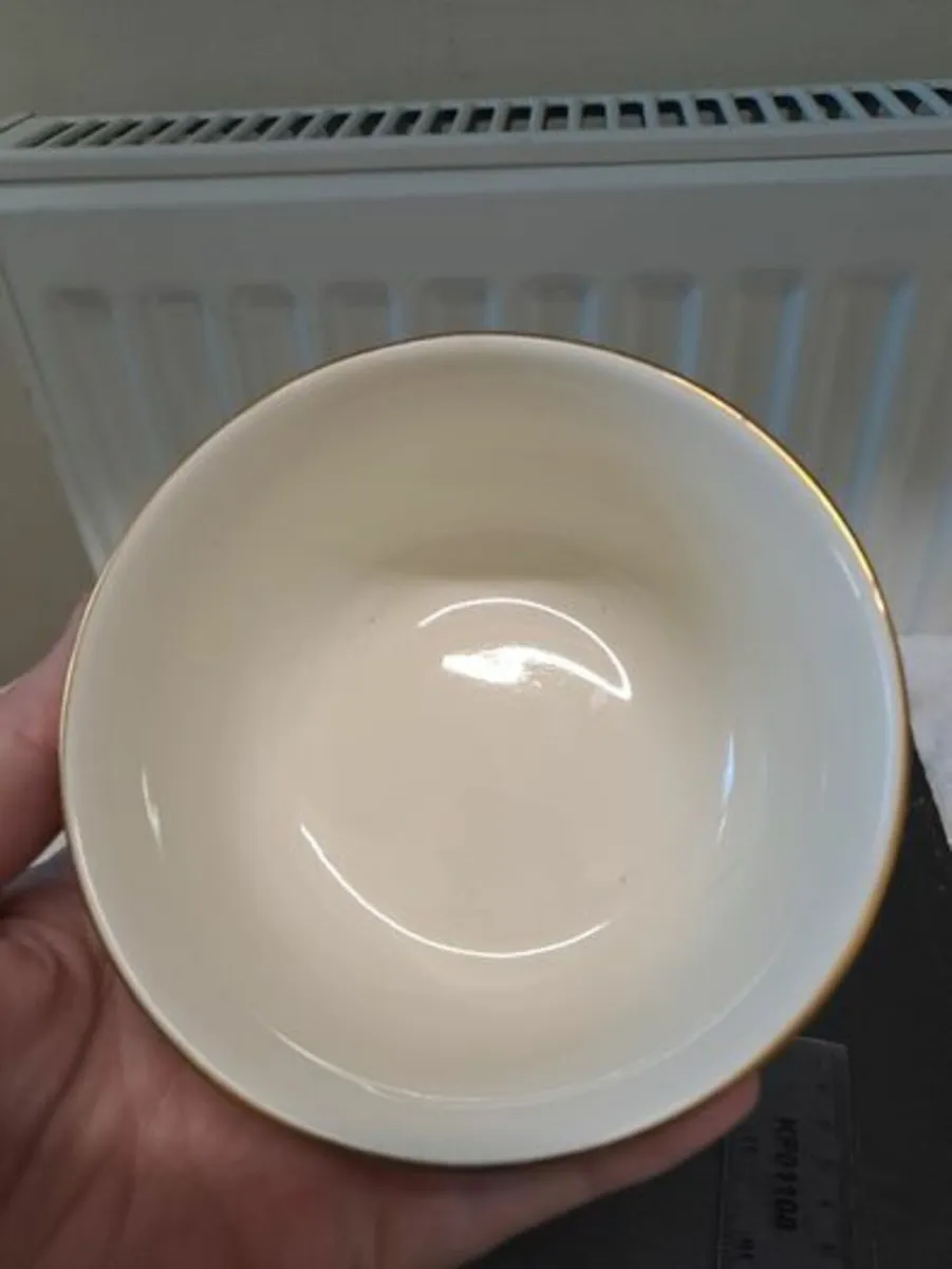 Royal Doulton Wilton pattern sugar bowl - Image 3