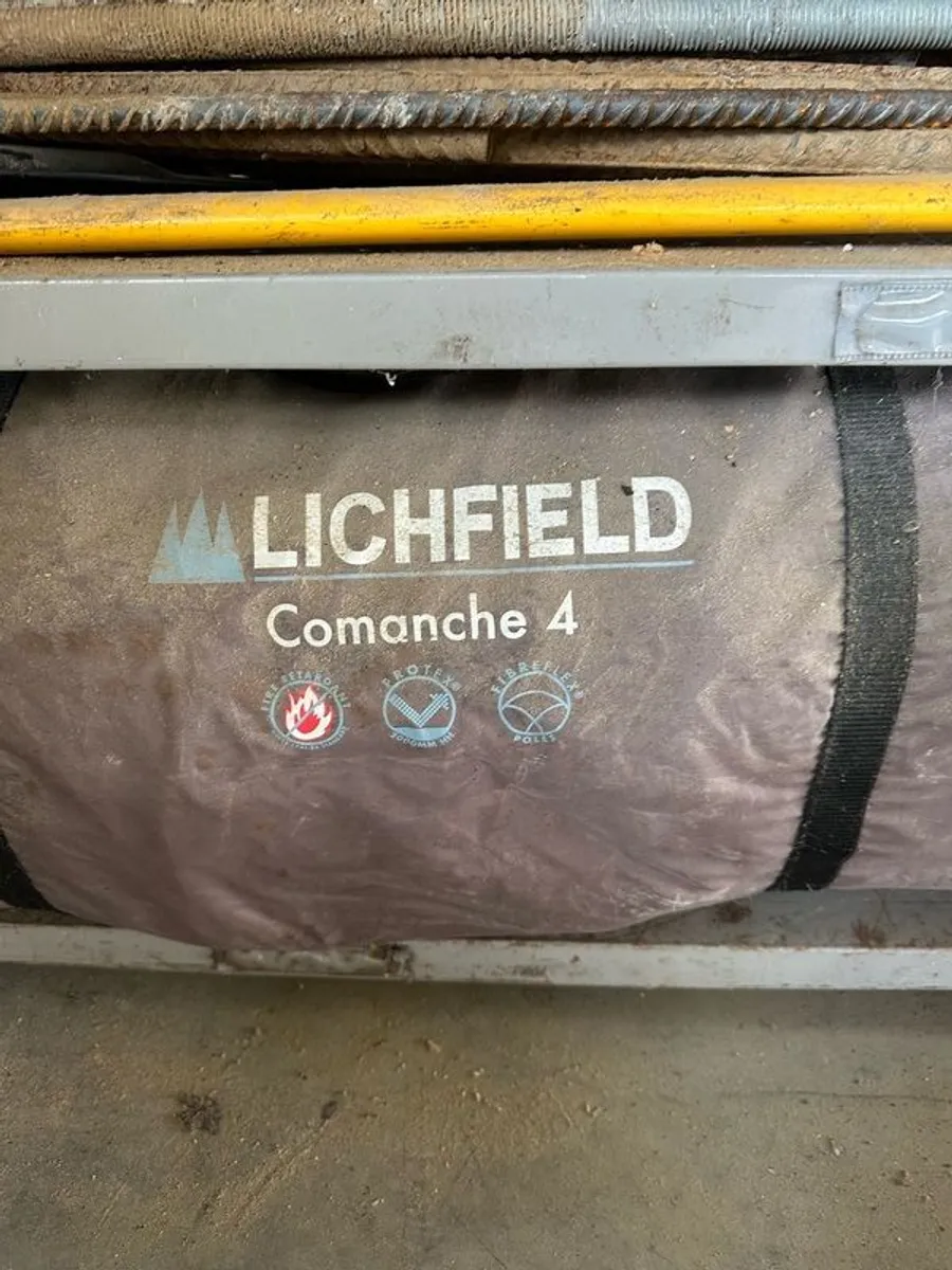 Comanche 4 tent - Image 1
