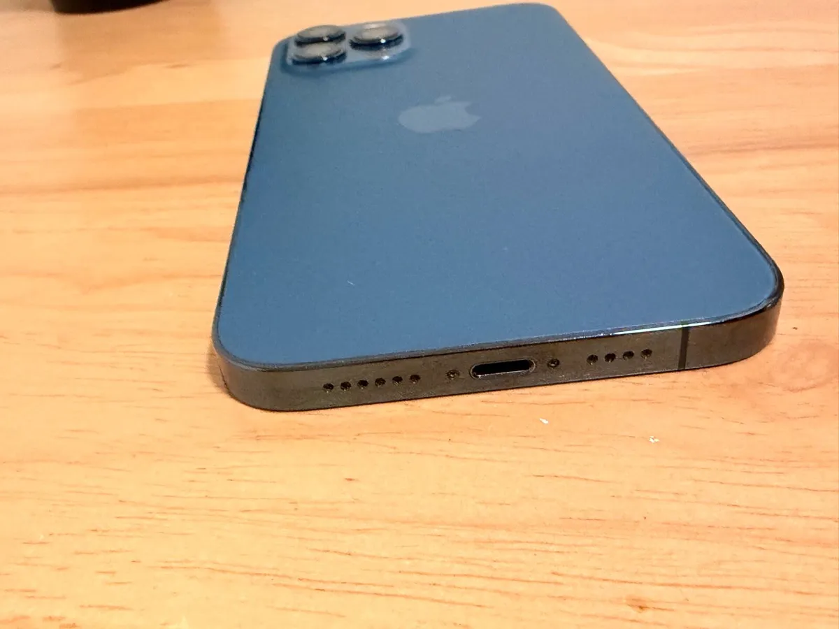 I phone 12 pro max - Image 4