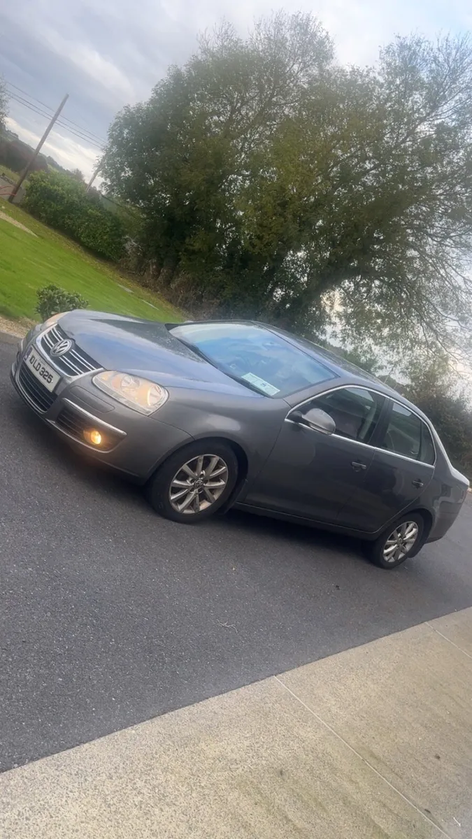 Jetta 1.4TSI AUTOMATIC - Image 2