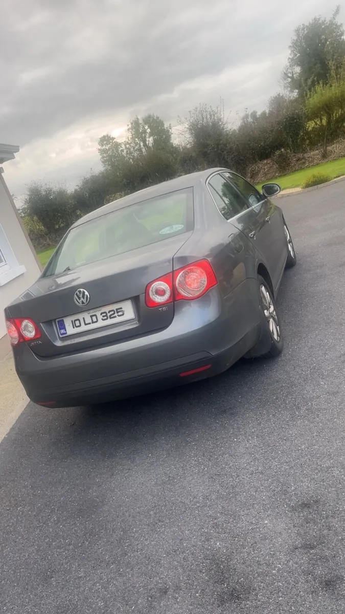 Jetta 1.4TSI AUTOMATIC - Image 3