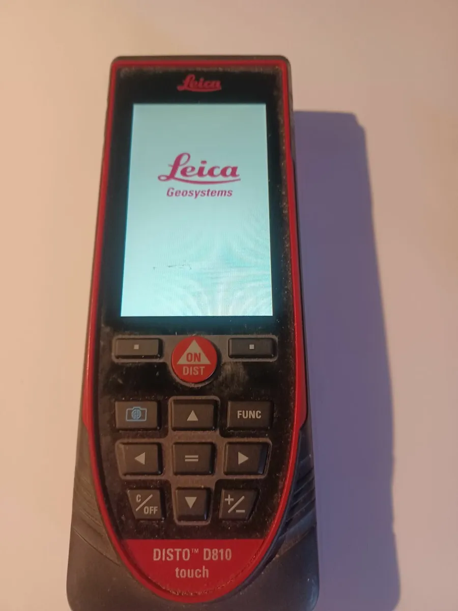 Leica D810 Distance Laser - Image 1