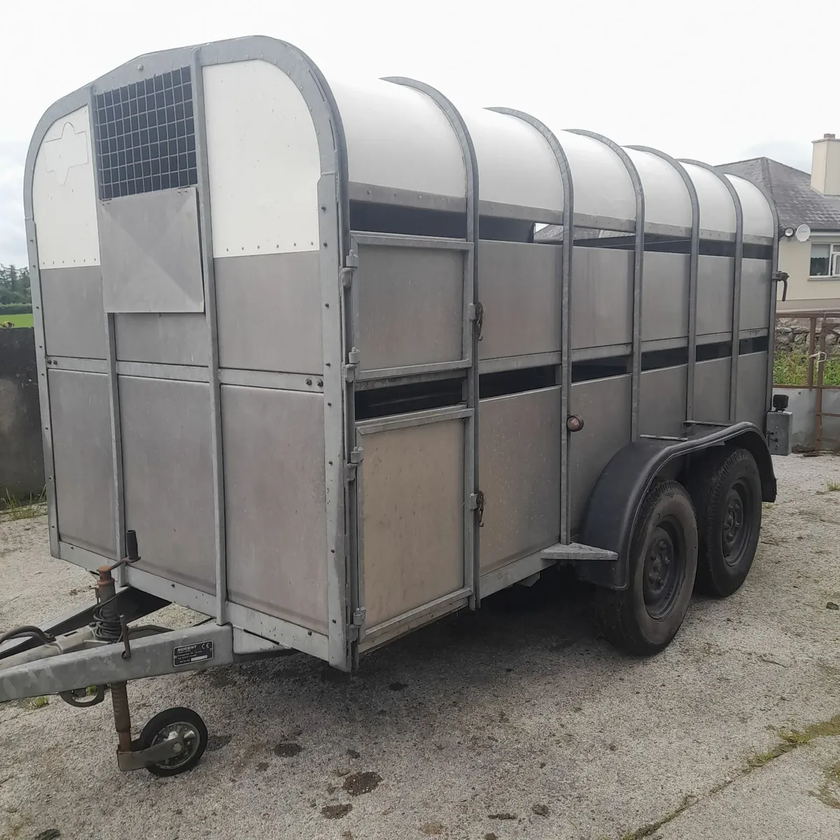 Nugent 12 foot livestock - Image 3