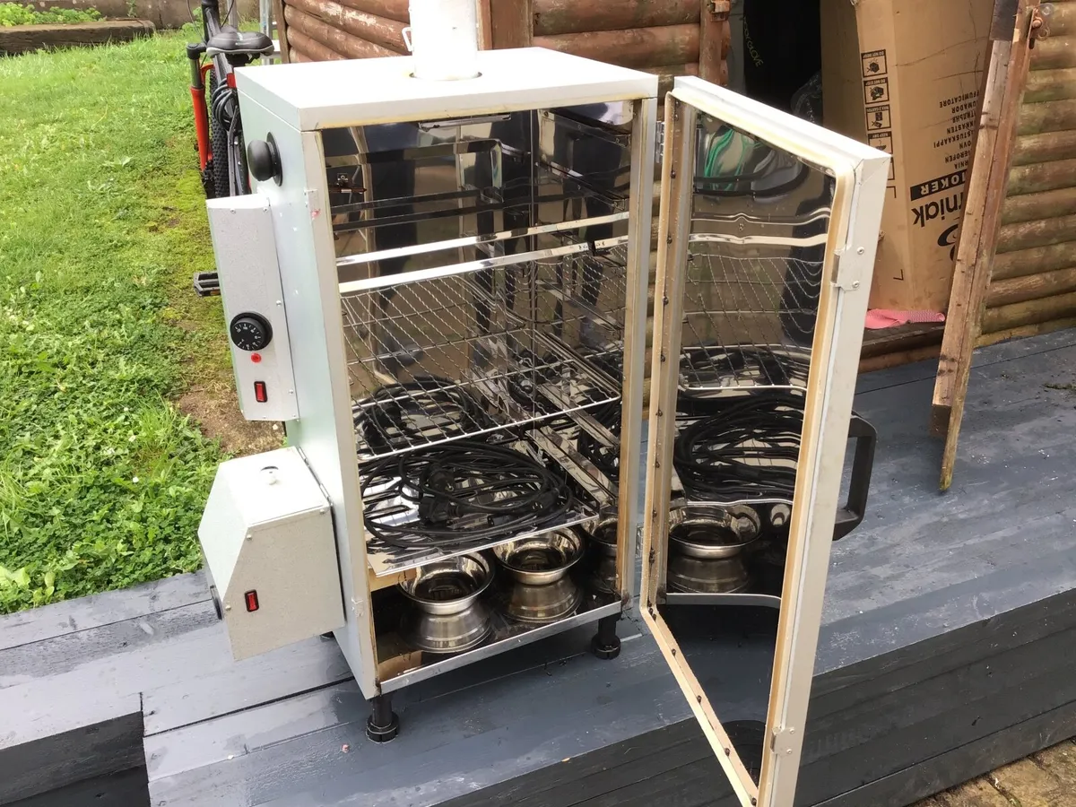 Smoker - Image 3