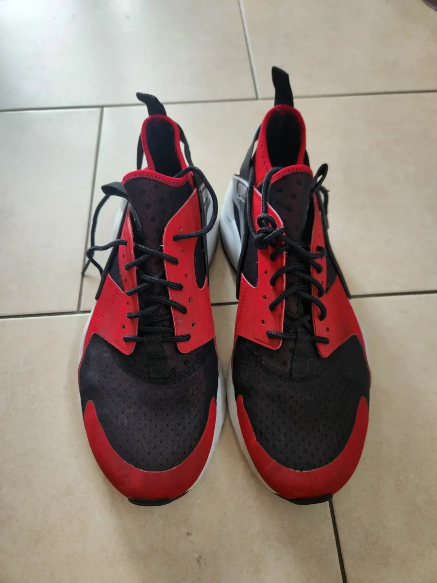 Trainers - Image 1