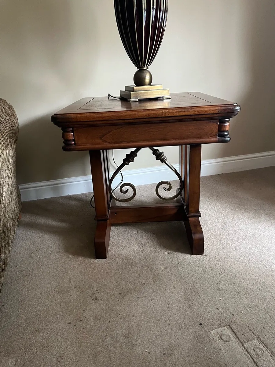 Solid wood side table - Image 2
