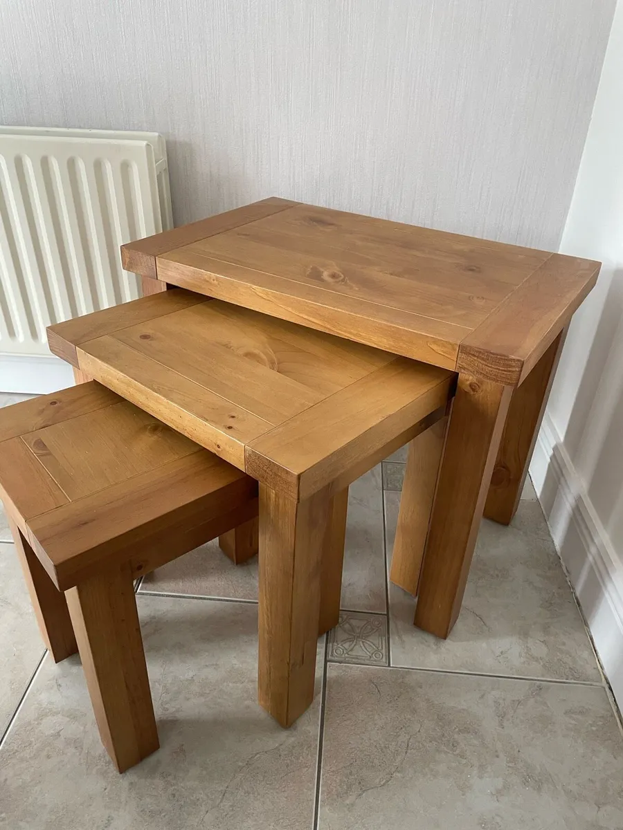Nest of tables - Image 1