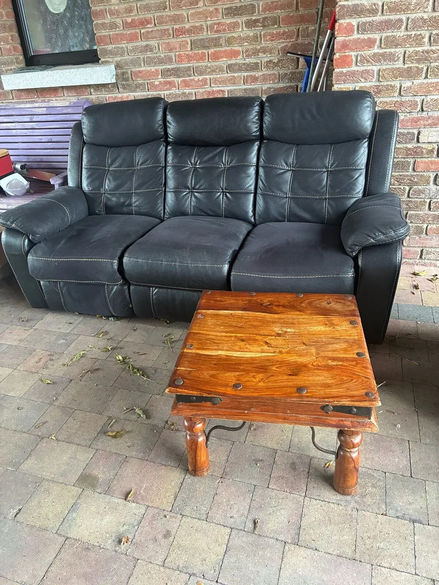 Couch and coffee table - Image 1