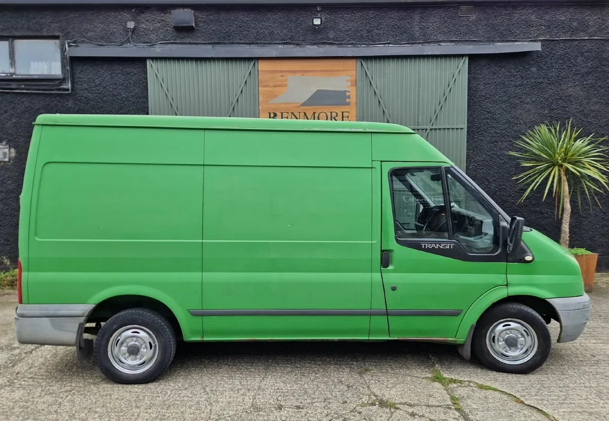 Ford Transit 2009 - Image 1