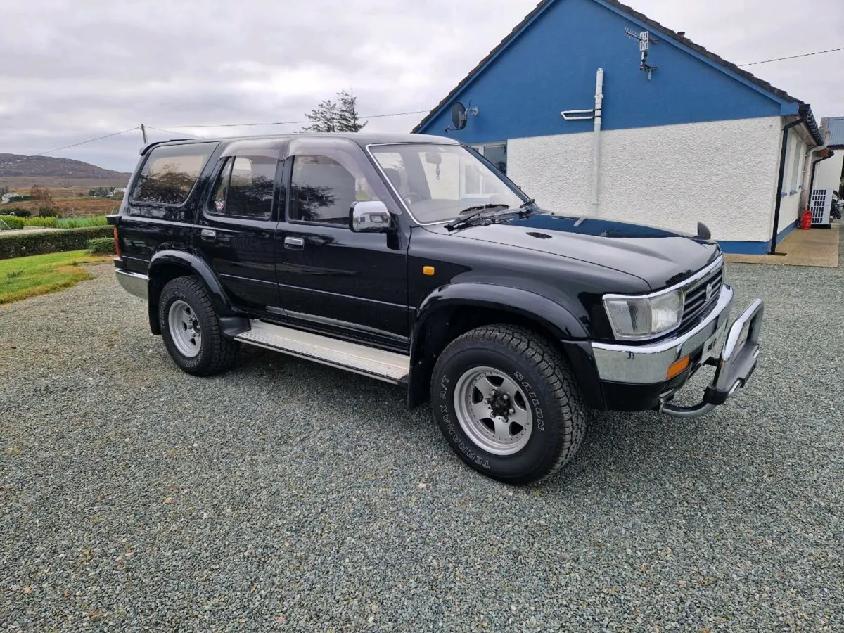 1992 Toyota Hilux Surf SSR-X - Image 2