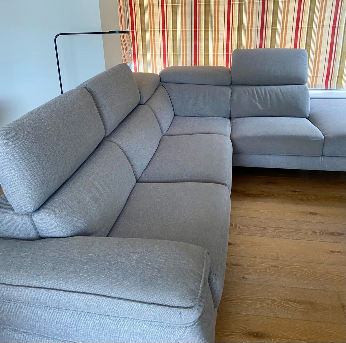 Corner Couch - Image 4
