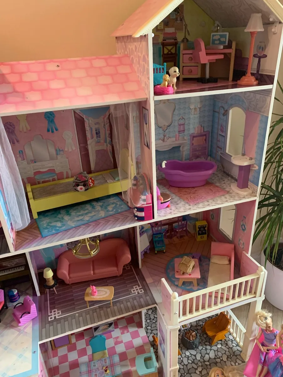 Dolls house - Image 3