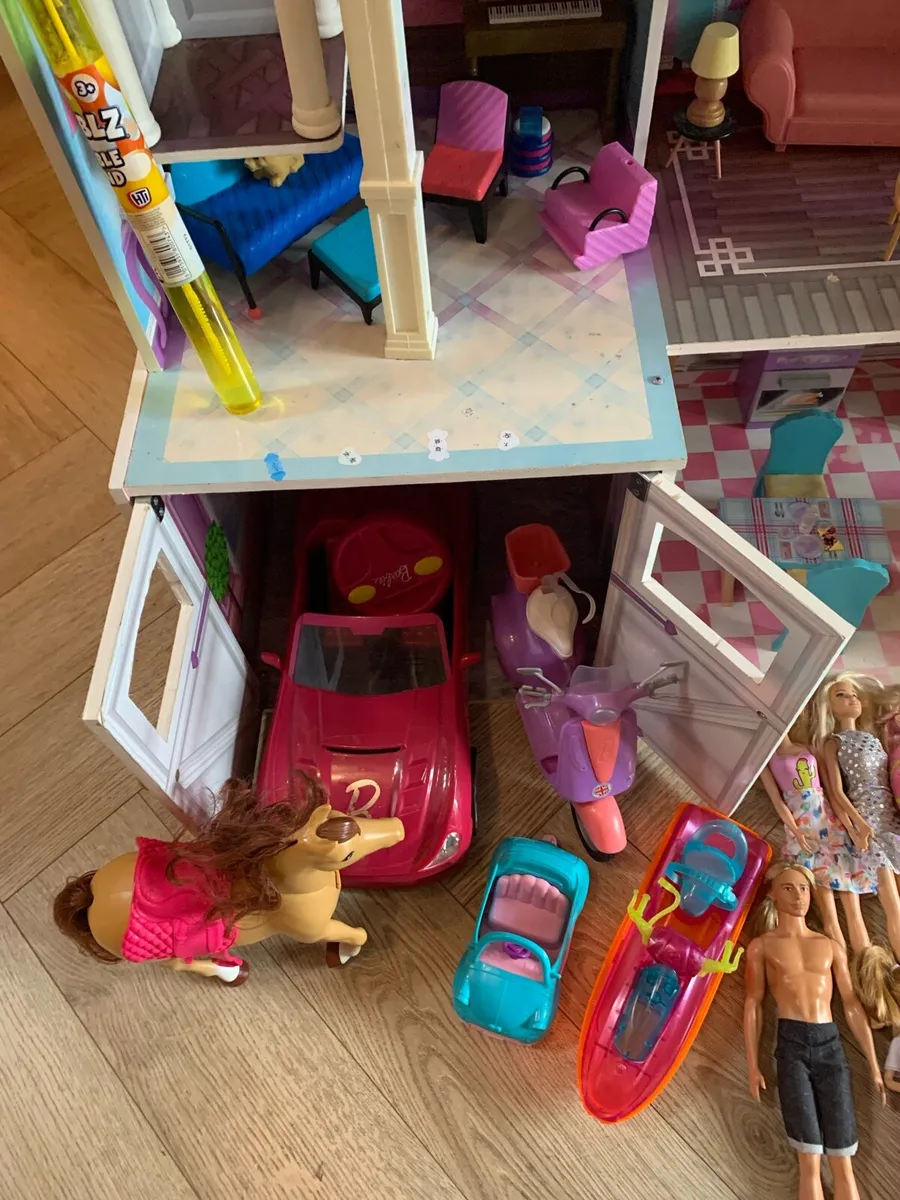 Dolls house - Image 4