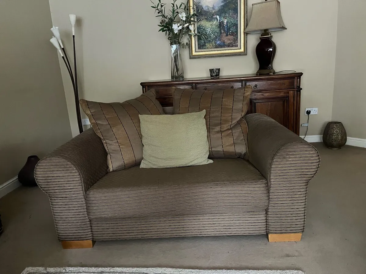Cuddle chair - Image 2