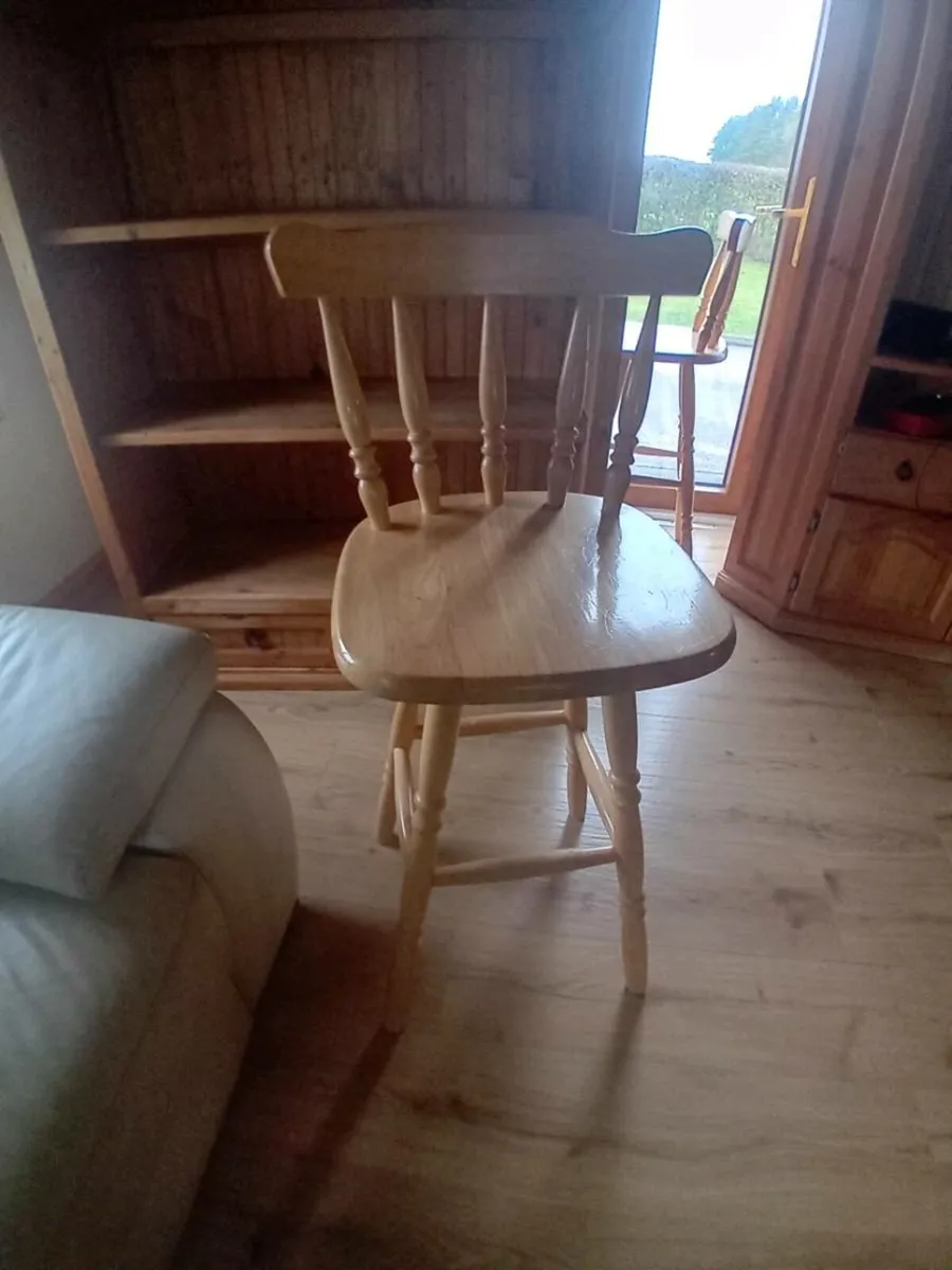 Solid pine kitchen stools x 2 - Image 3
