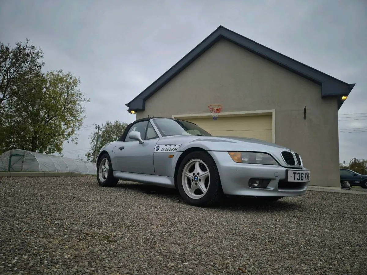 BMW Z3 1998 - Image 1