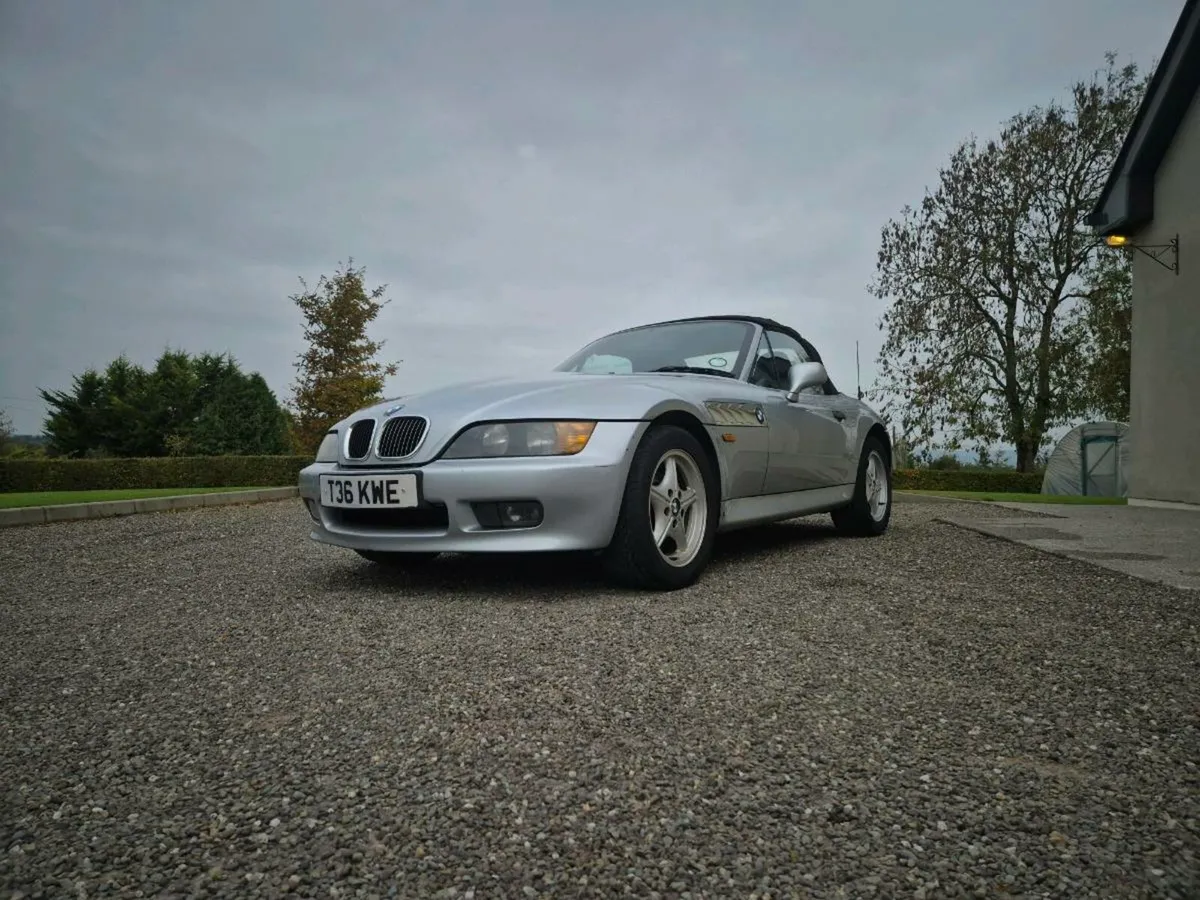 BMW Z3 1998 - Image 2