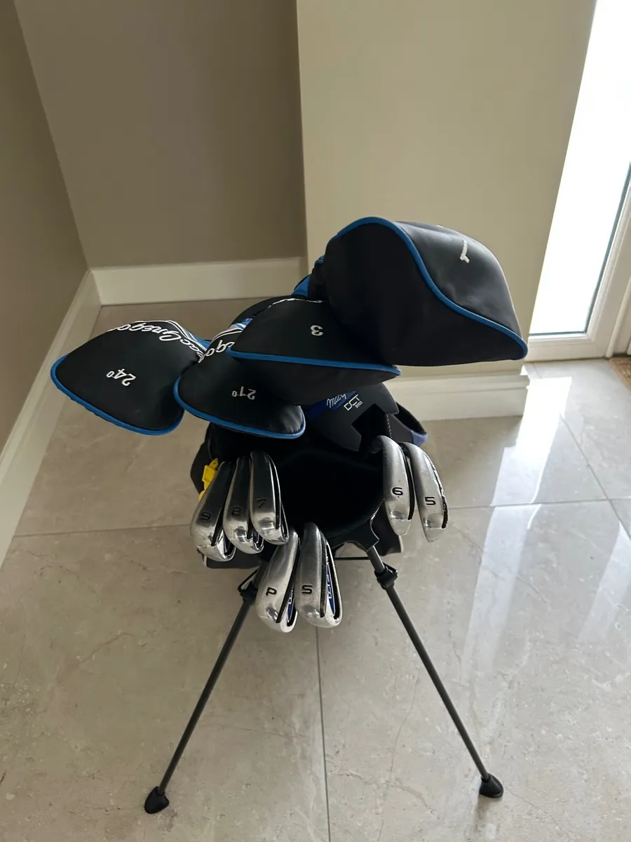 McGregor Golf Clubs and bag for sale - Image 4