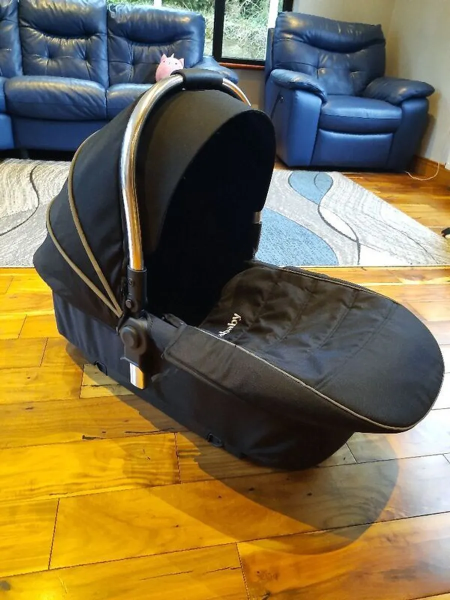 Infababy 3 in 1 travel system - Image 4