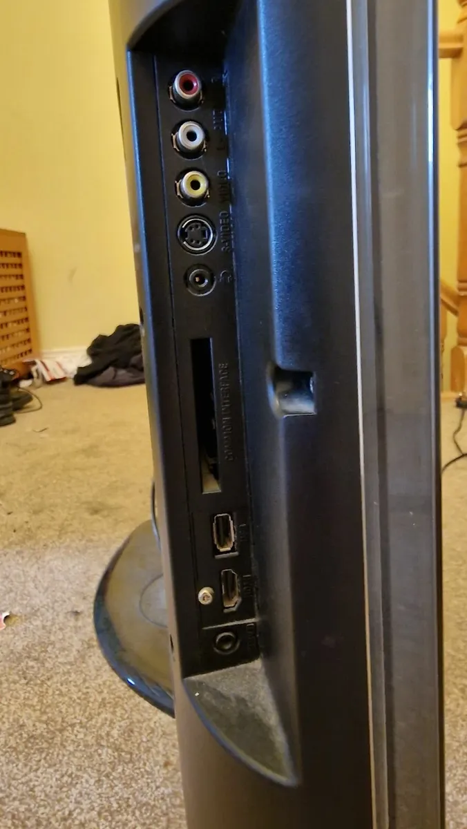 FREE 42 inch TV - Image 3