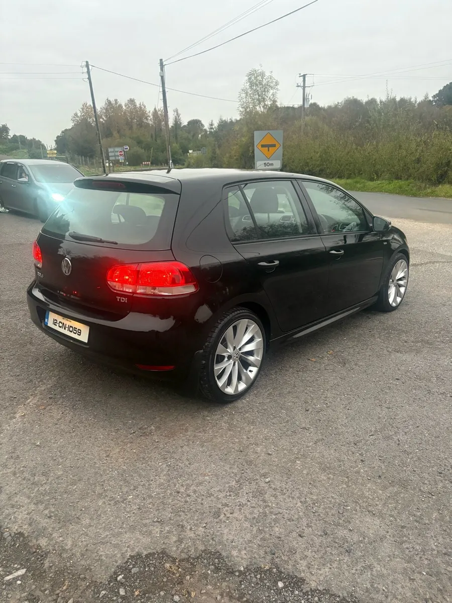 Volkswagen Golf - Image 4