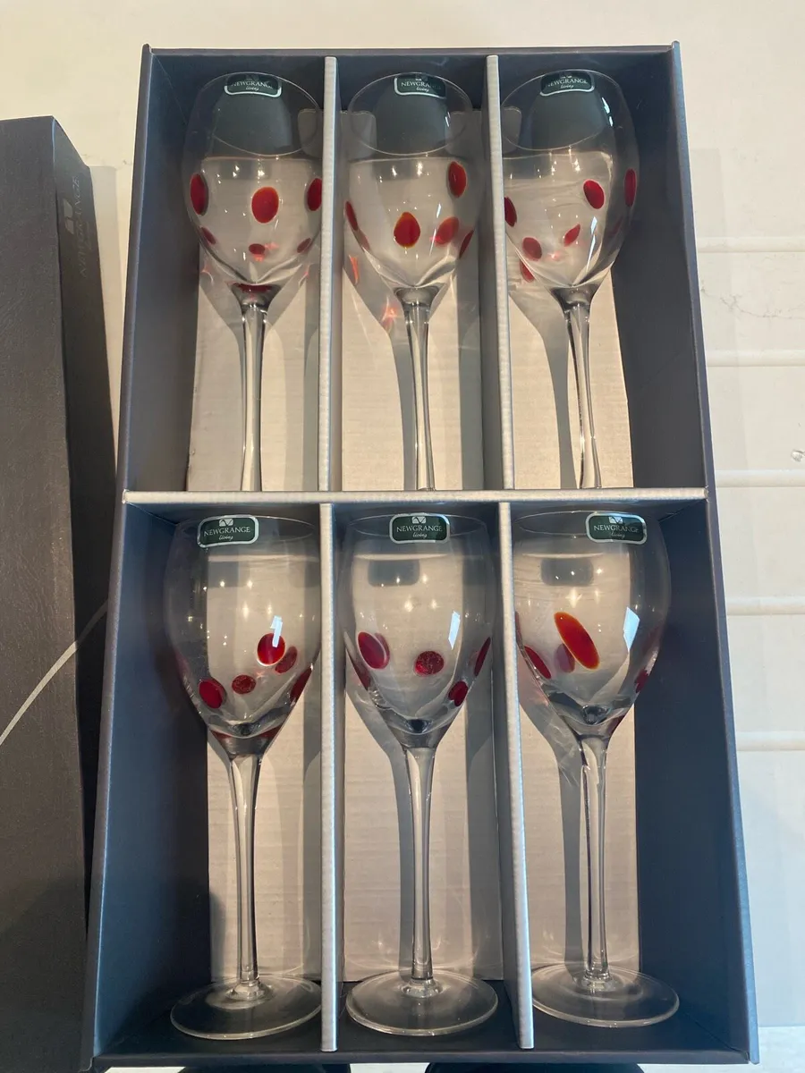 6 piece Set of Newgrange Living wine glasses