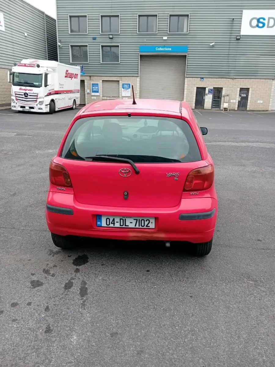 Toyota Yaris 1.3L - Image 4