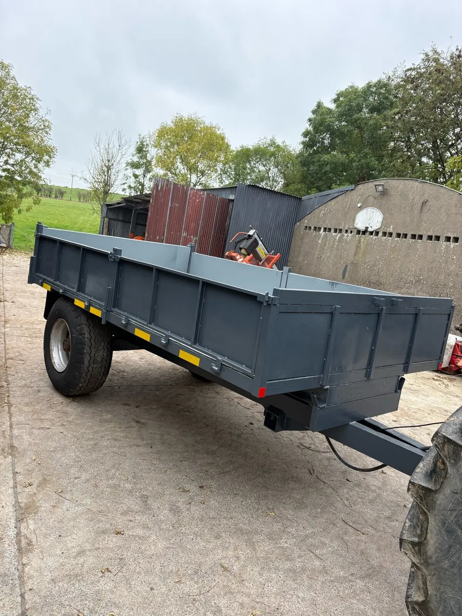 Tipping trailer for sale - Image 1