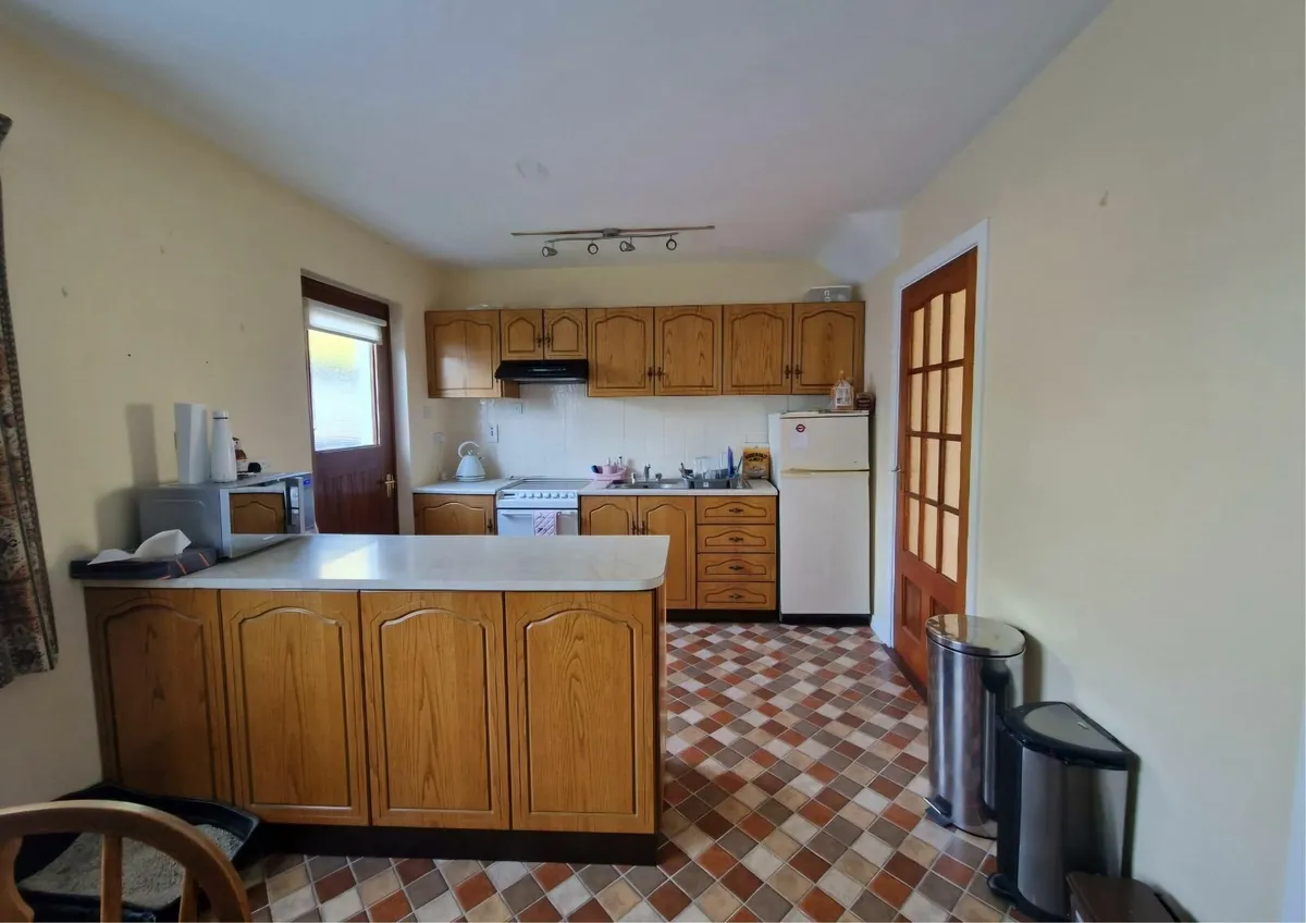 Complete Kitchen for Sale - Image 1