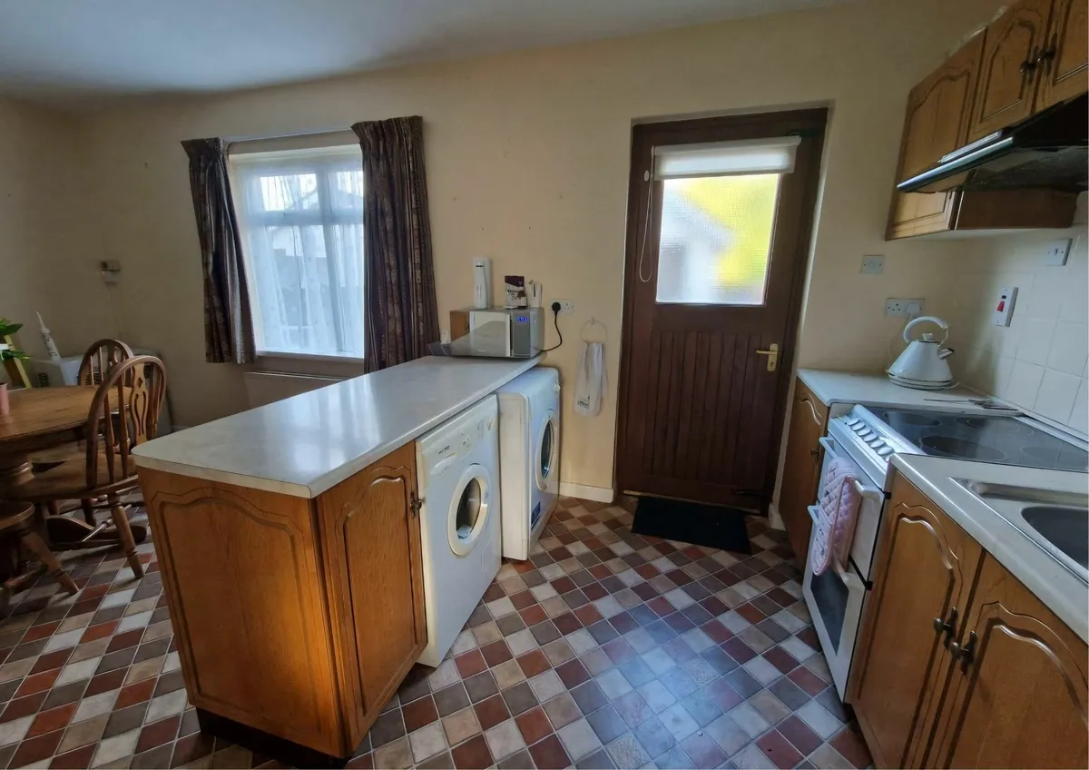 Complete Kitchen for Sale - Image 2