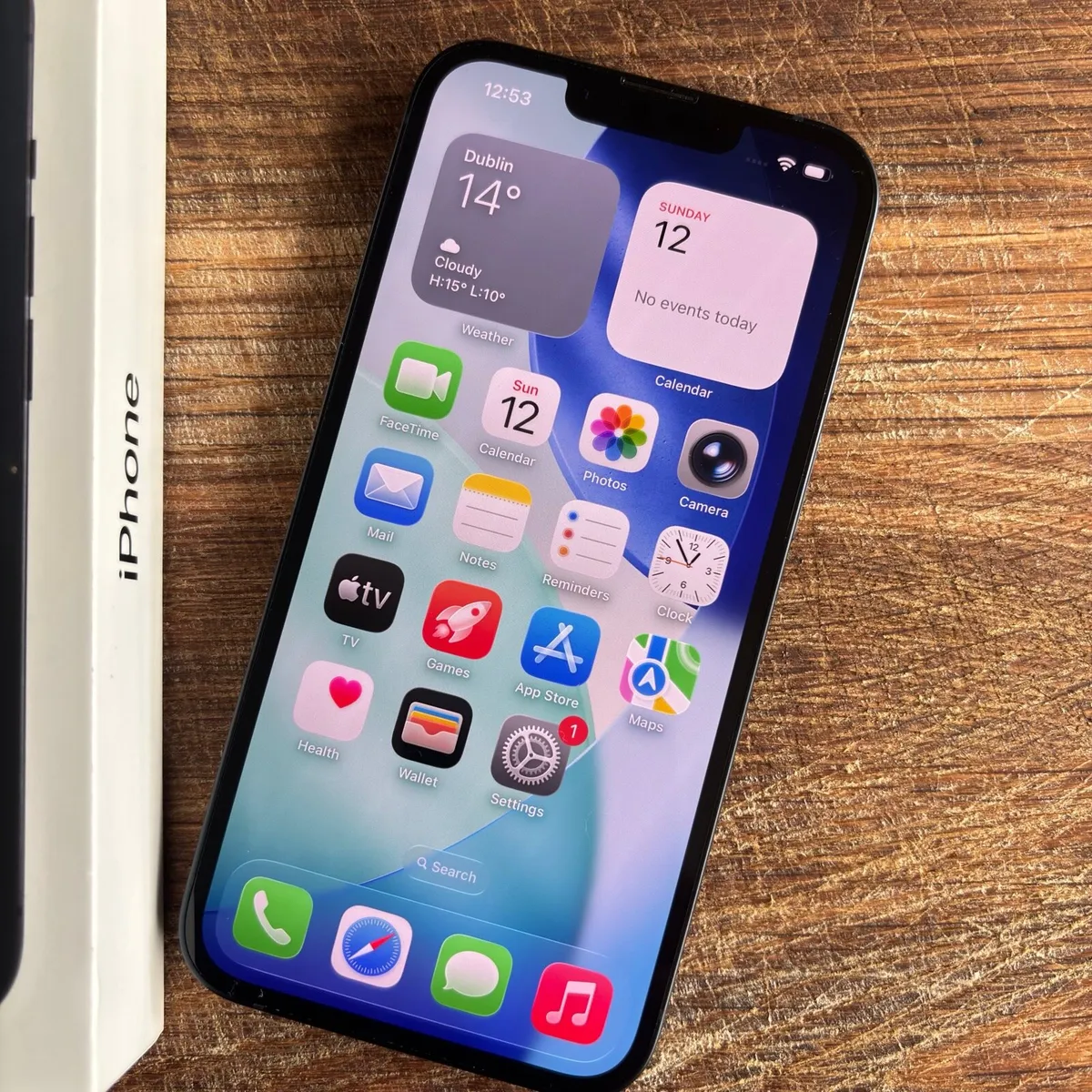 iPhone 13 - Image 1